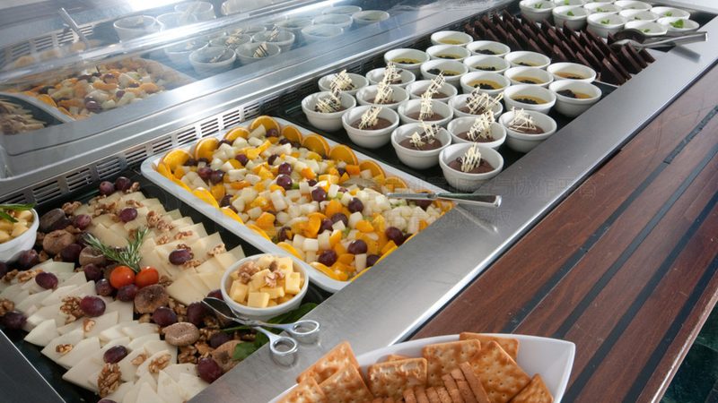 揭秘网红膨化食品：批发定制背后的秘密
